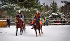 Костюмированное представление верхом